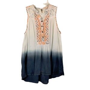 Gimmicks by BKE White and Blue Ombre Tank Top